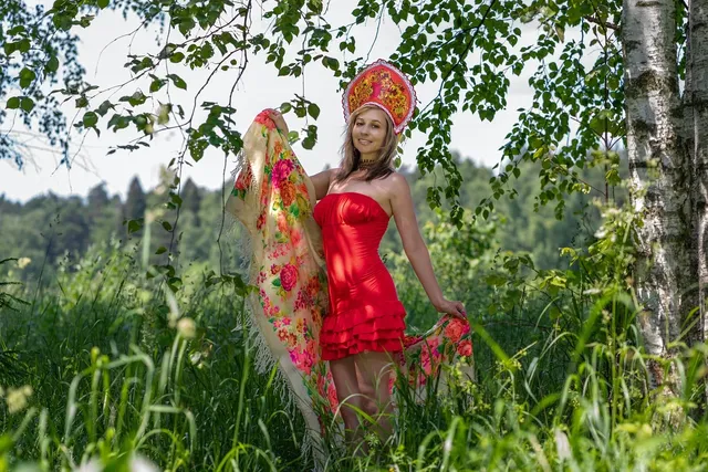 The Heirloom Red: A Hand-Knitted Lambswool Shawl from North India