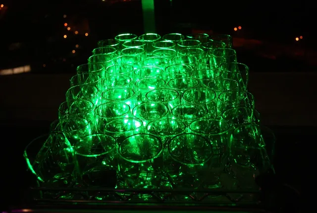 Collier de perles de cristal vert en verre