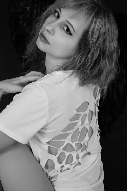 Picasso Style 3 - Unisex organic cotton t-shirt